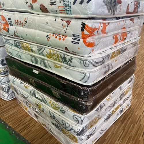 ที่นอนพับสามทบ