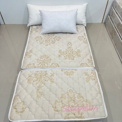 ที่นอนพับสามทบ