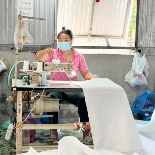 โรงงานผลิตผ้าปูที่นอน