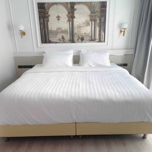 ผ้าปูที่นอนโรงแรม